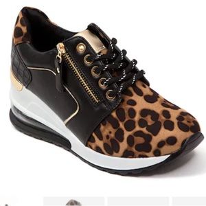 New Ninety Union Ultra Wedge Sneaker